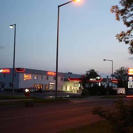 Impresja Motel Borek Wielkopolski Eksteriør bilde